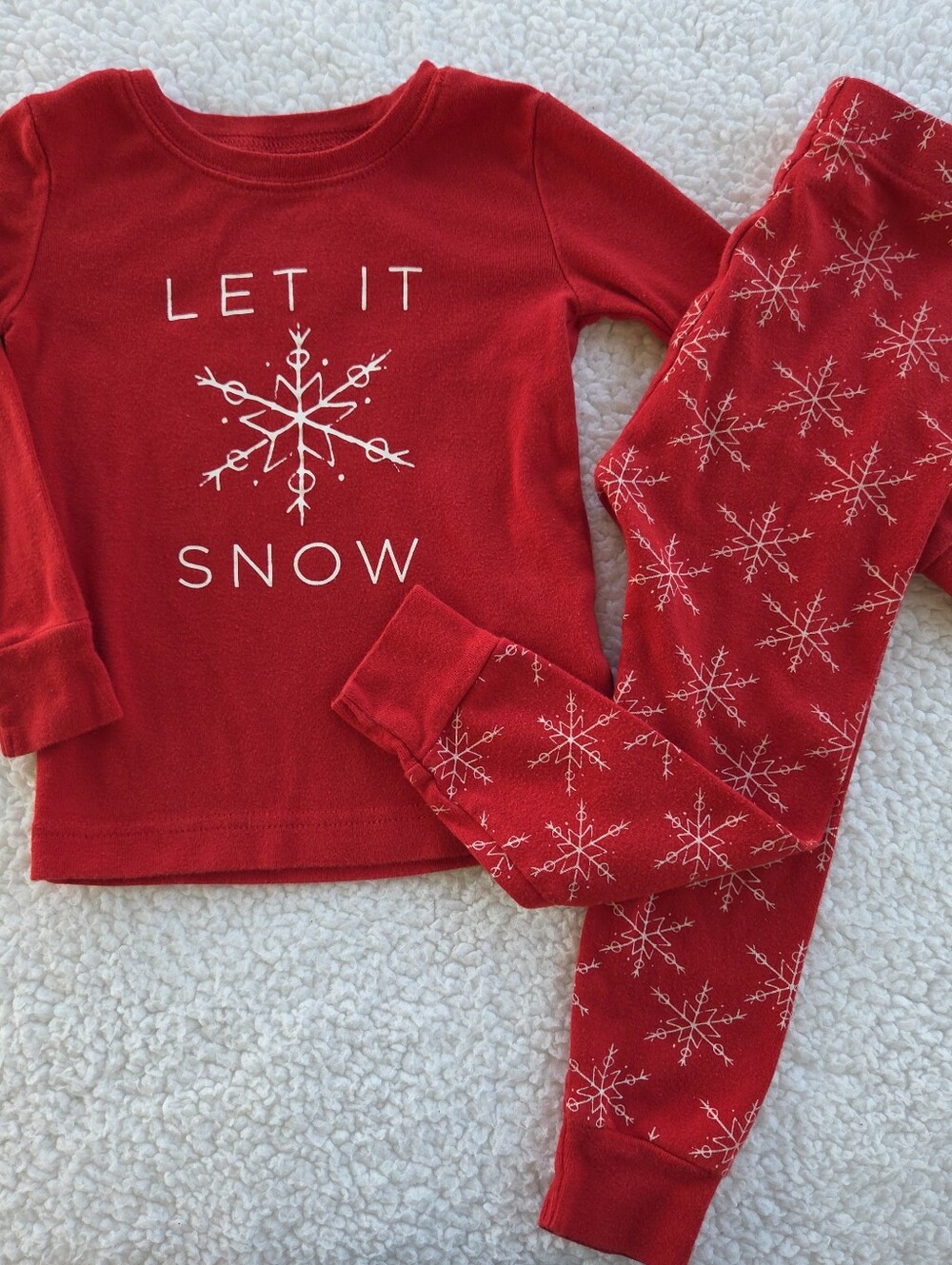 Old Navy 3t Red Snowflake Pajama Set
